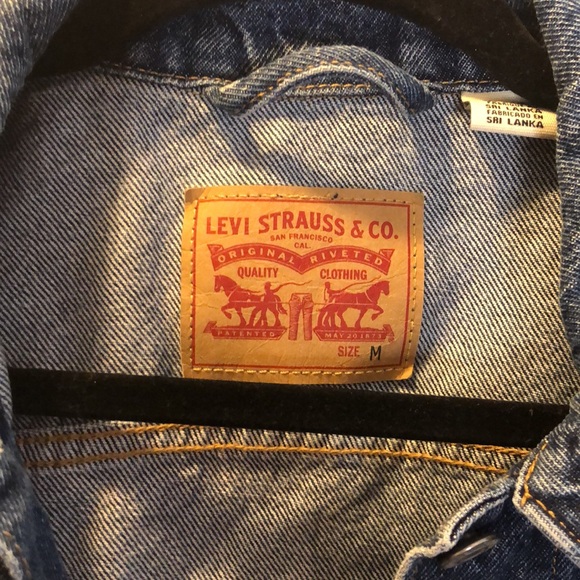 LEVI’S denim cropped trucker jacket - Picture 3 of 8